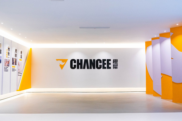 物業(yè)小區(qū)掃地機(jī)該怎么選擇？