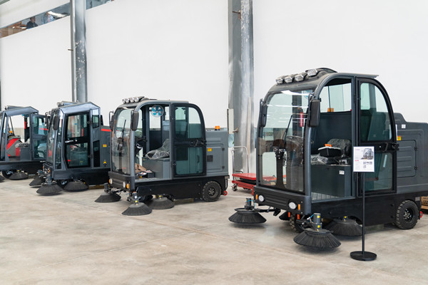 掃地機廠家真的能代替?zhèn)鹘y(tǒng)清掃嗎？