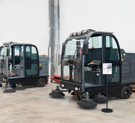 判斷掃地機(jī)廠(chǎng)家的掃地機(jī)質(zhì)量好壞看哪幾點(diǎn)